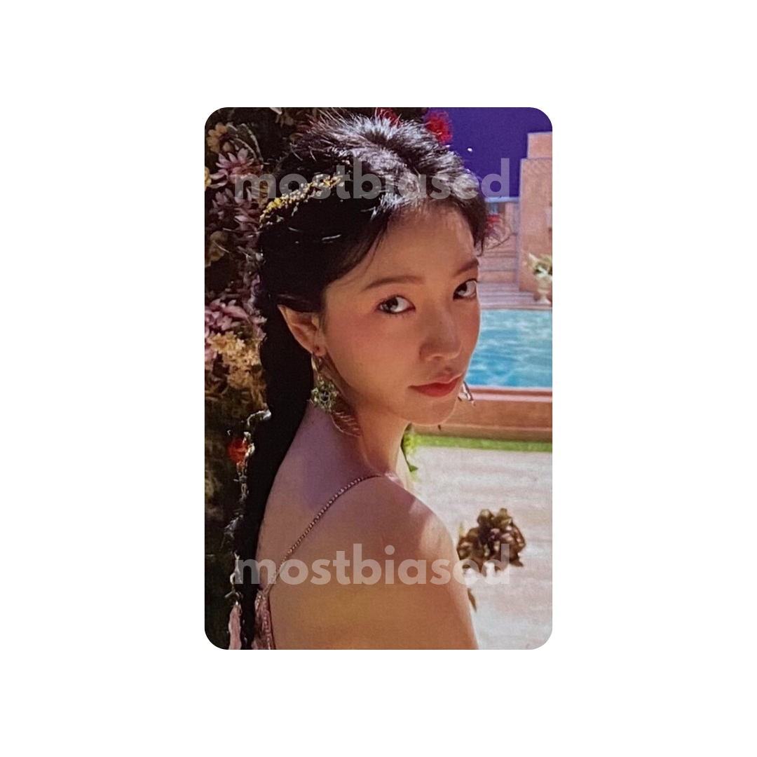 Feel My Rhythm Photobook - Red Velvet YERI