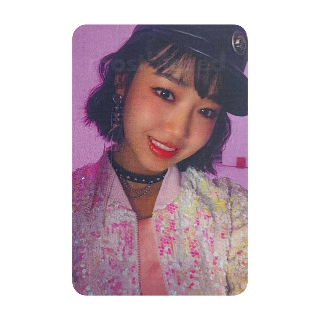 Kiss, Kicks Album - Weki Meki YOOJUNG