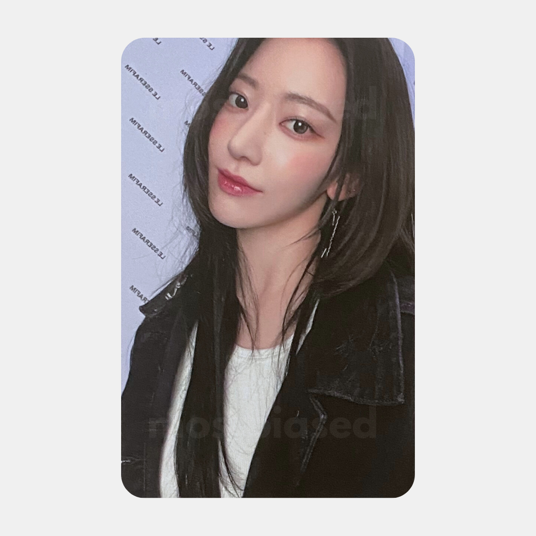 UNFORGIVEN Weverse POB - LE SSERAFIM SAKURA