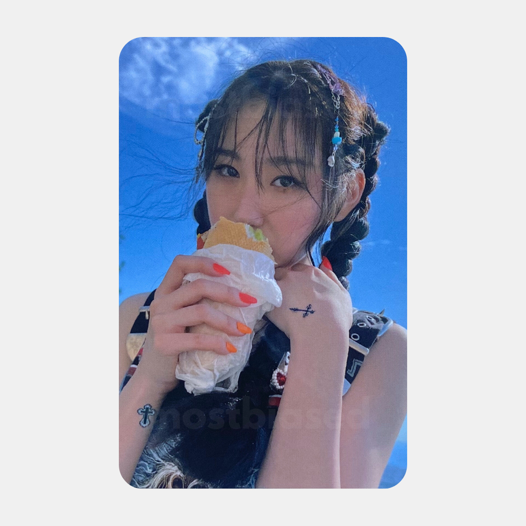 Hush Rush Album - LEE CHAEYEON